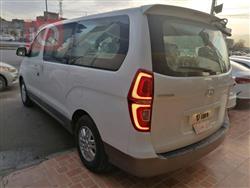 Hyundai H-1